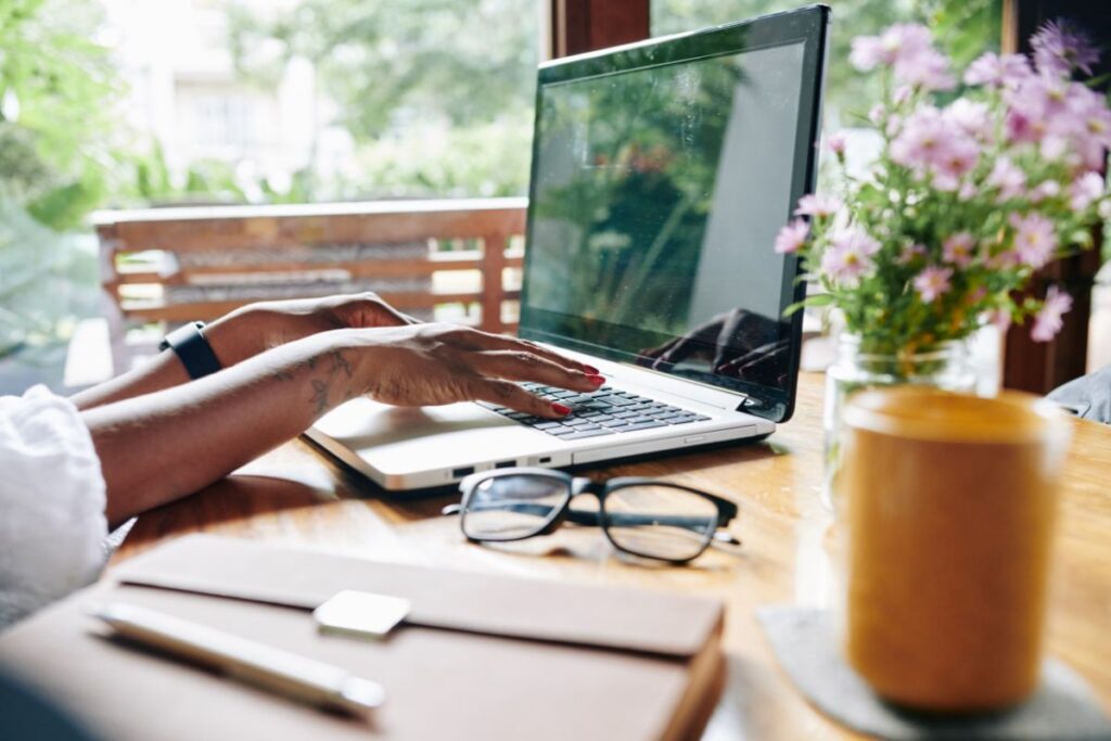 Empreendedorismo Feminino e Dicas para Iniciar Seu Próprio Negócio